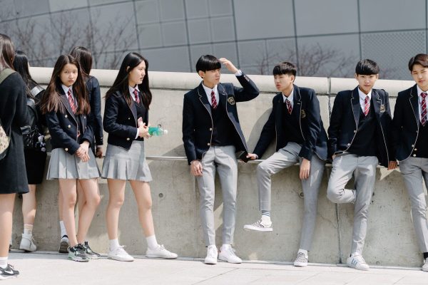 Our Best Street Style Snaps From Seoul Fashion Week scaled