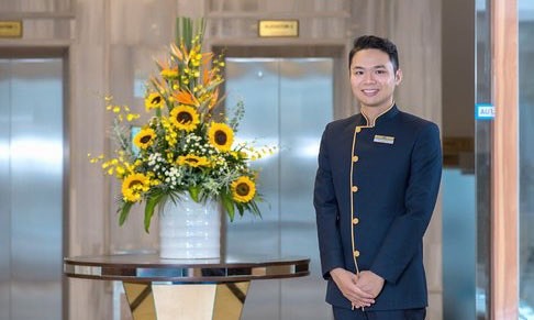 dong phuc khach san 1 1