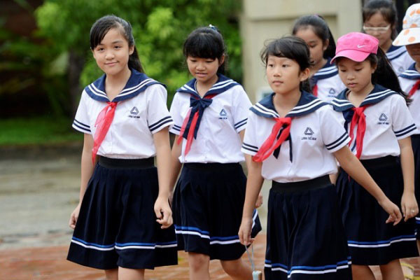xuong may dong phuc cap 1 tai tphcm