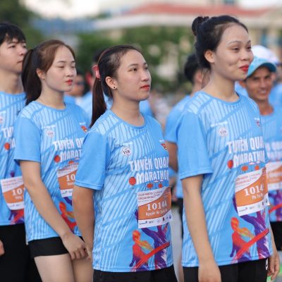 dong phuc quang cao 10