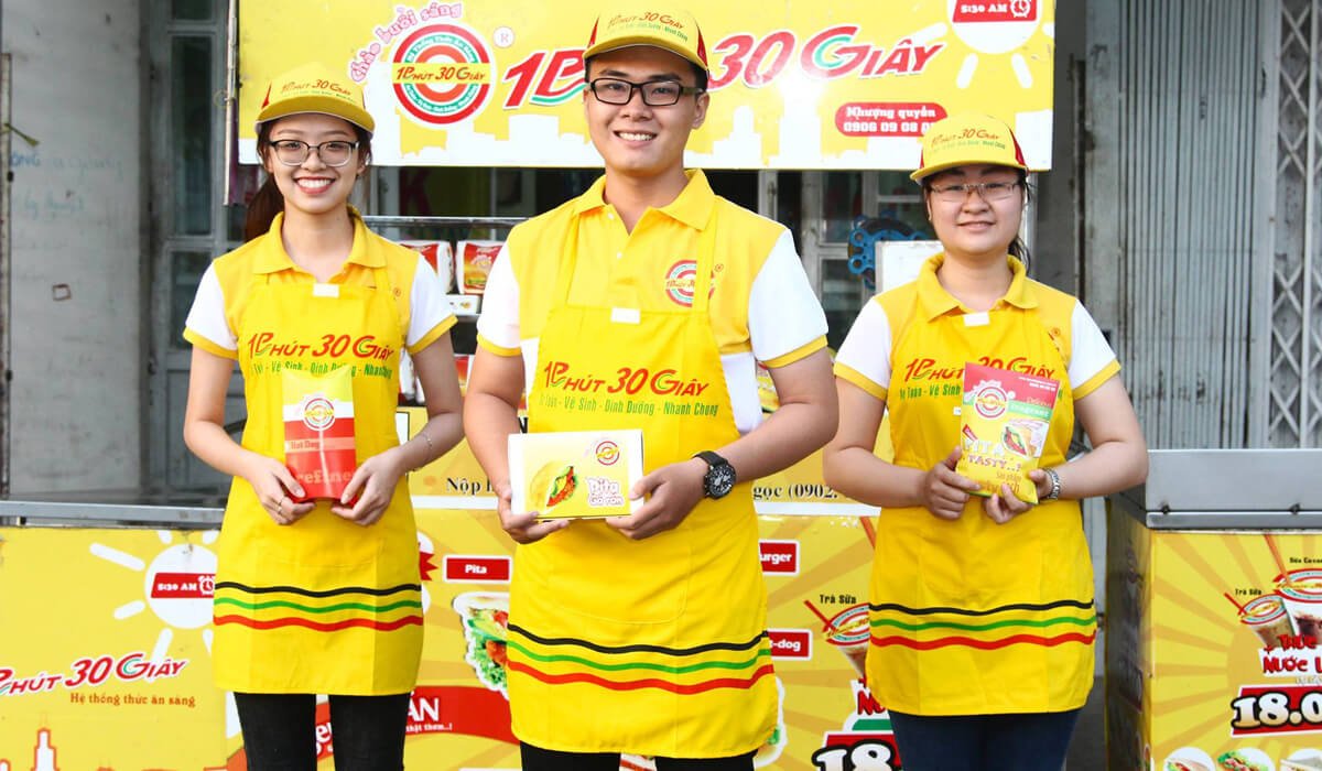 dong phuc quang cao 20