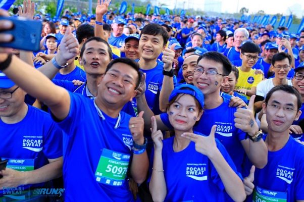 dong phuc quang cao 24