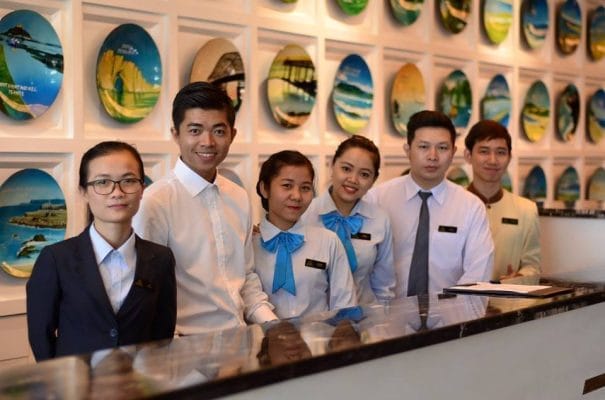 Dong phuc Khach san 29 1