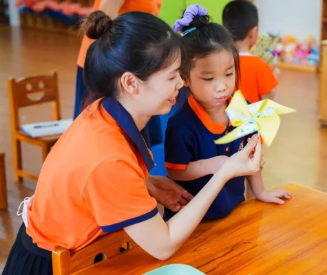 Dong phuc Mam Non 1 1