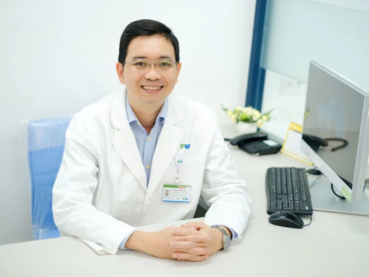 Dong phuc Phong kham 1 1
