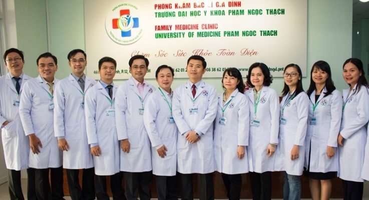 Dong phuc Phong kham 13 1