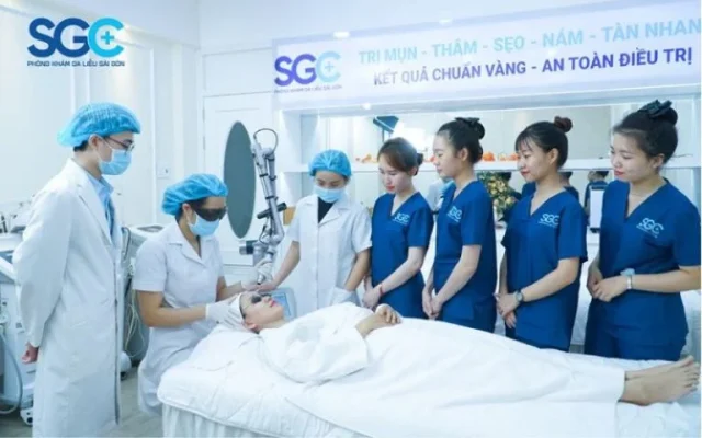 Dong phuc Phong kham 4 1