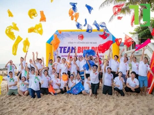 Dong phuc Team Building 4 2