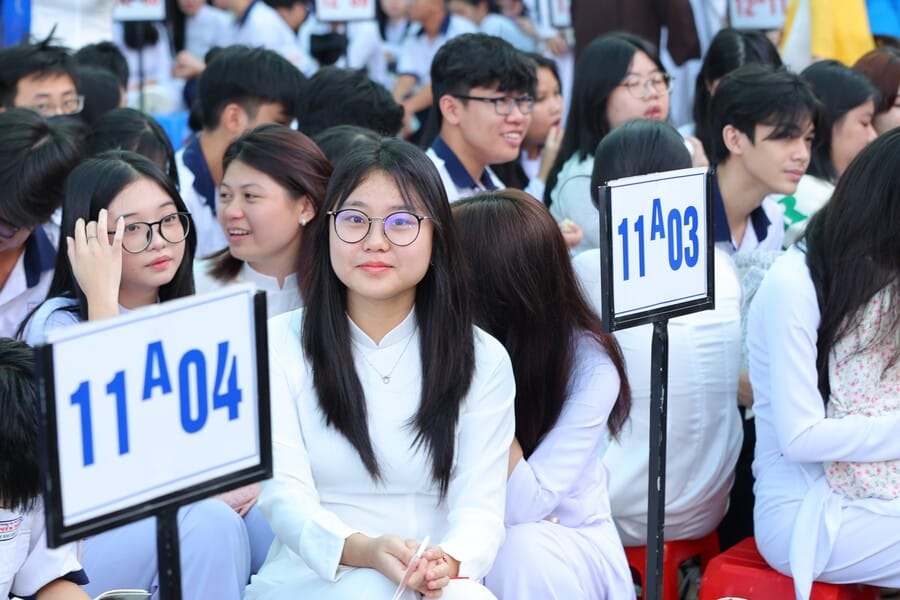 Dong phuc hoc sinh 40 1